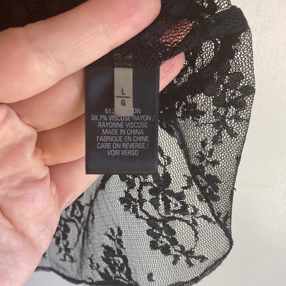 T Tahari sheer lace tank - Picture 4 of 5